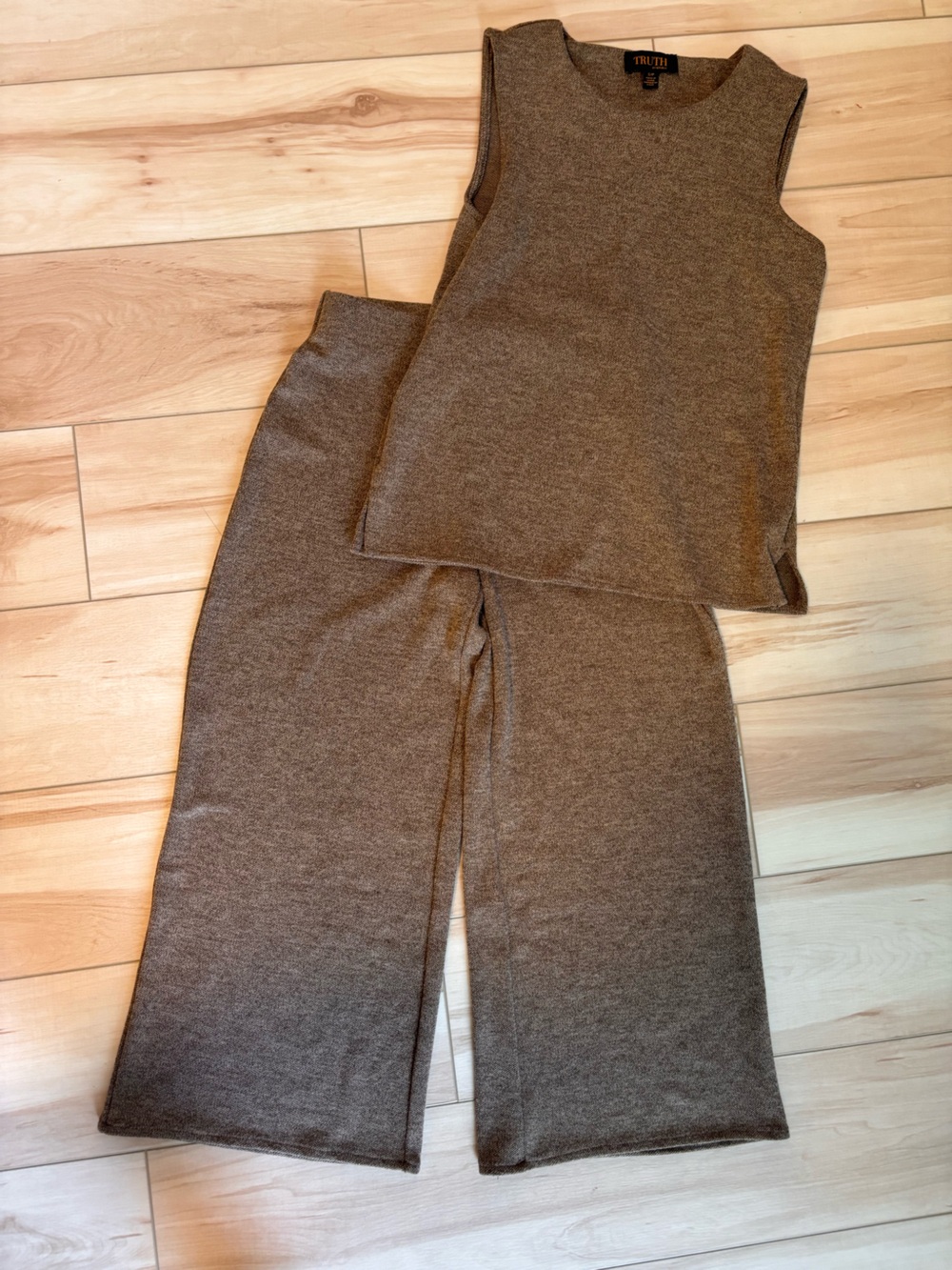 TRUTH Brown Knit Wide-Leg Dress Pants Set for Women